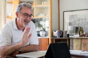 Sérénité Financière et Bien-être  : Notre Accompagnement pour les Aînés